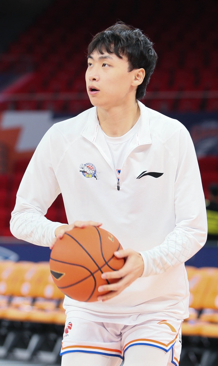 【吧友评选】CBA第1轮本土最佳球员：郭艾伦