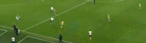 1644442565490064920.gif 开云体育平台-【英超】孙兴慜破门+造乌龙 热刺遭逆转2比3负圣徒